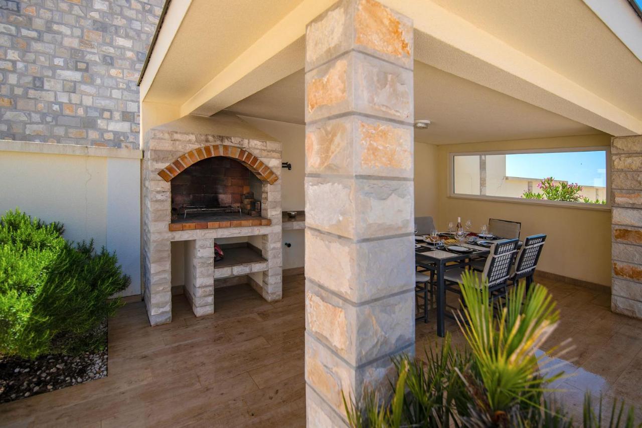 Luxury Villa Miriam With Private Pool And Jet Pool Near Dubrovnik Ivanica Экстерьер фото