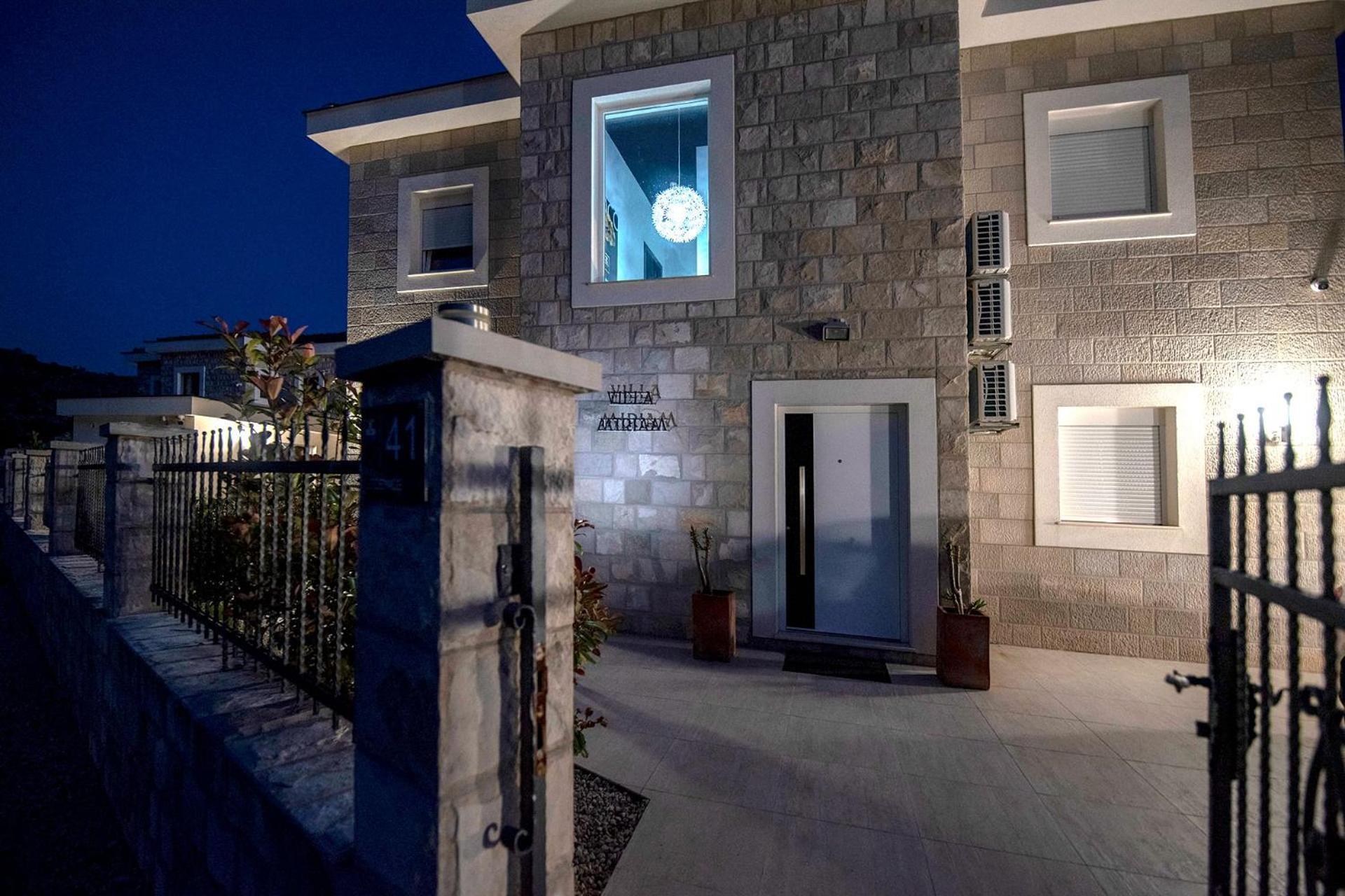 Luxury Villa Miriam With Private Pool And Jet Pool Near Dubrovnik Ivanica Экстерьер фото